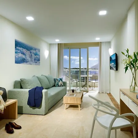 Marinell Collection מלון דירות 4*